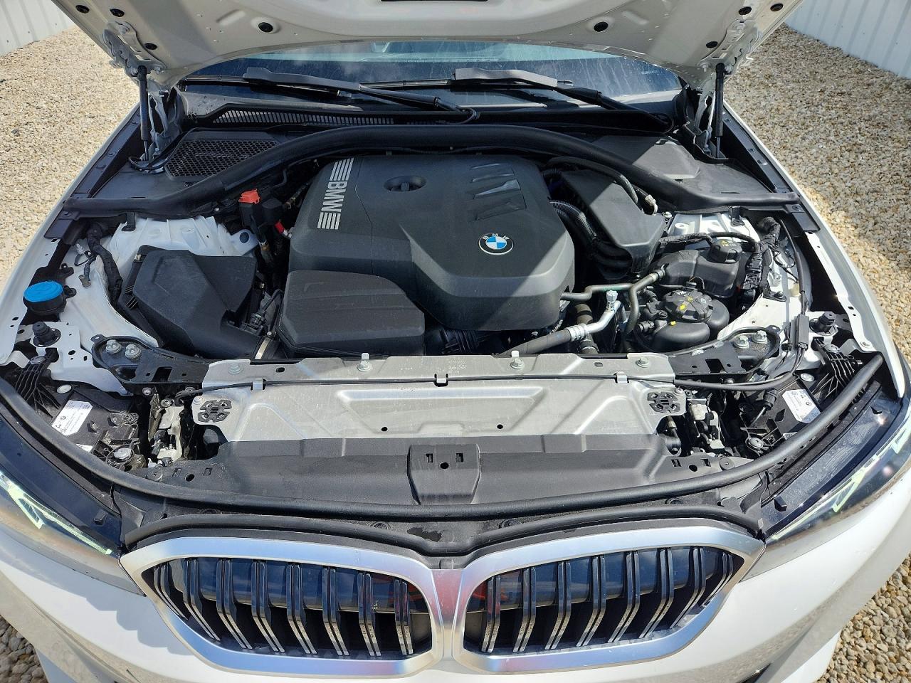 2026 BMW Seria 3 330i - zdjęcie 11