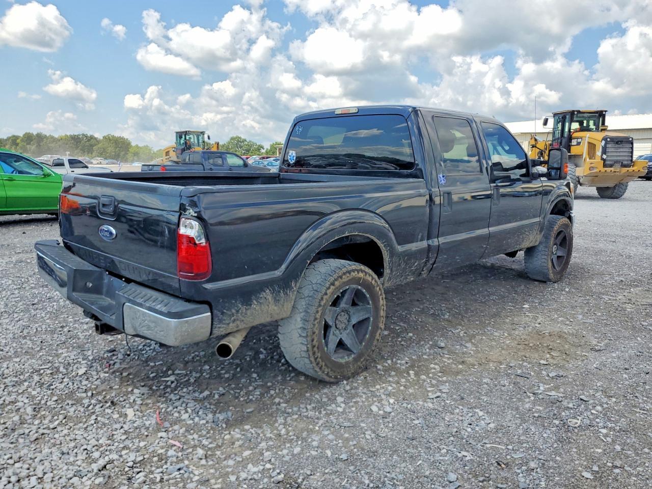 2015 Ford F250 Super Duty - zdjęcie 3
