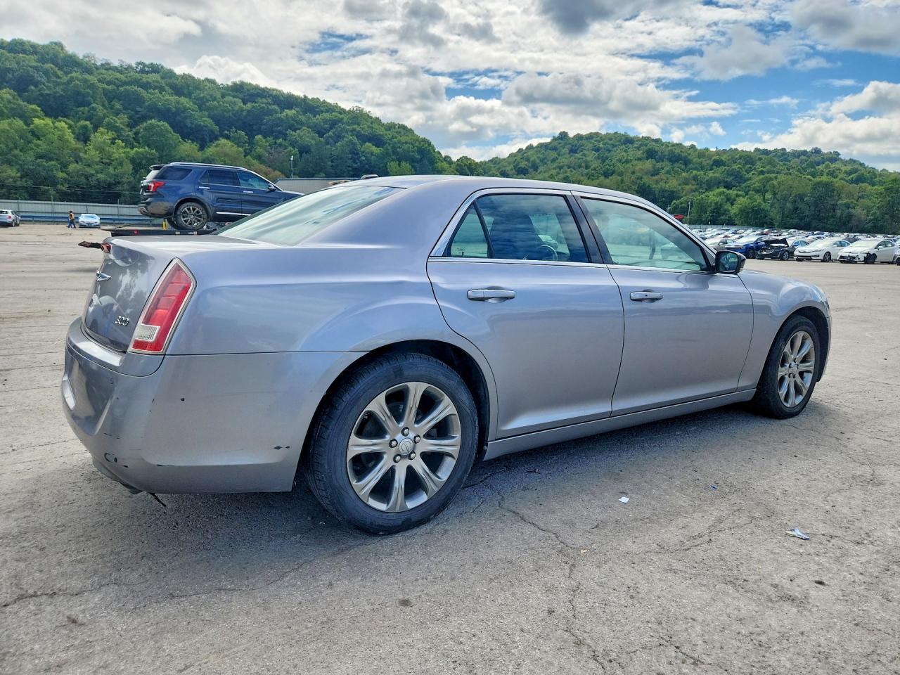 2013 Chrysler 300 S - zdjęcie 3