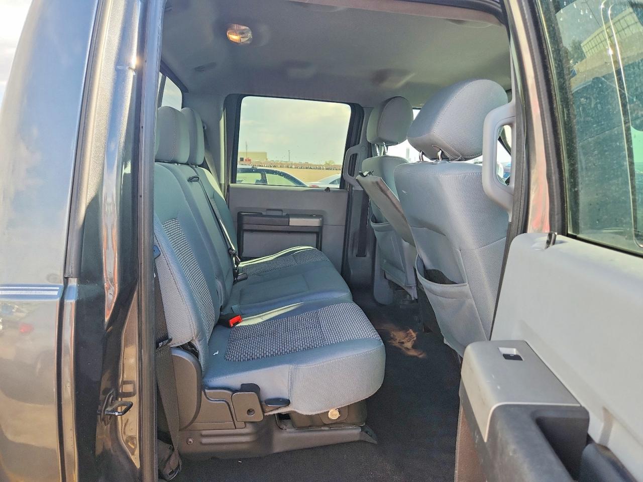 2016 Ford F350 Super Duty - zdjęcie 10