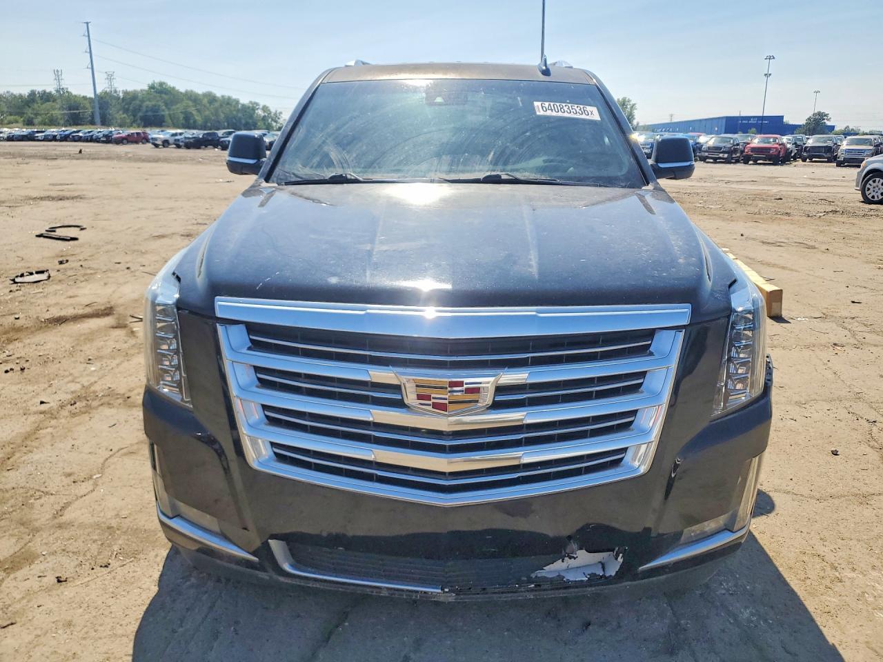 2016 Cadillac Escalade Esv Luxury - zdjęcie 5