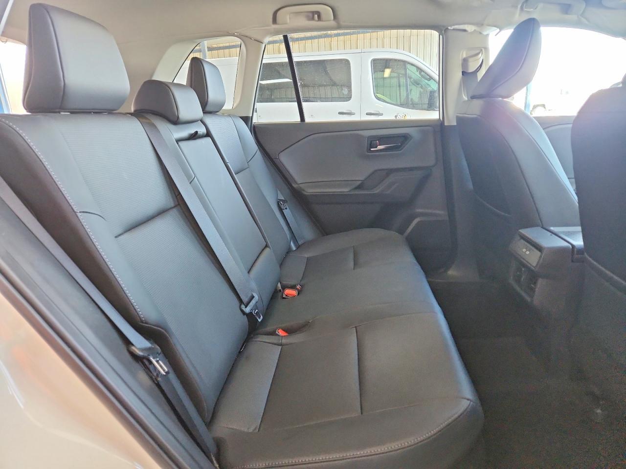2026 Toyota Rav4 Xle Premium - zdjęcie 11
