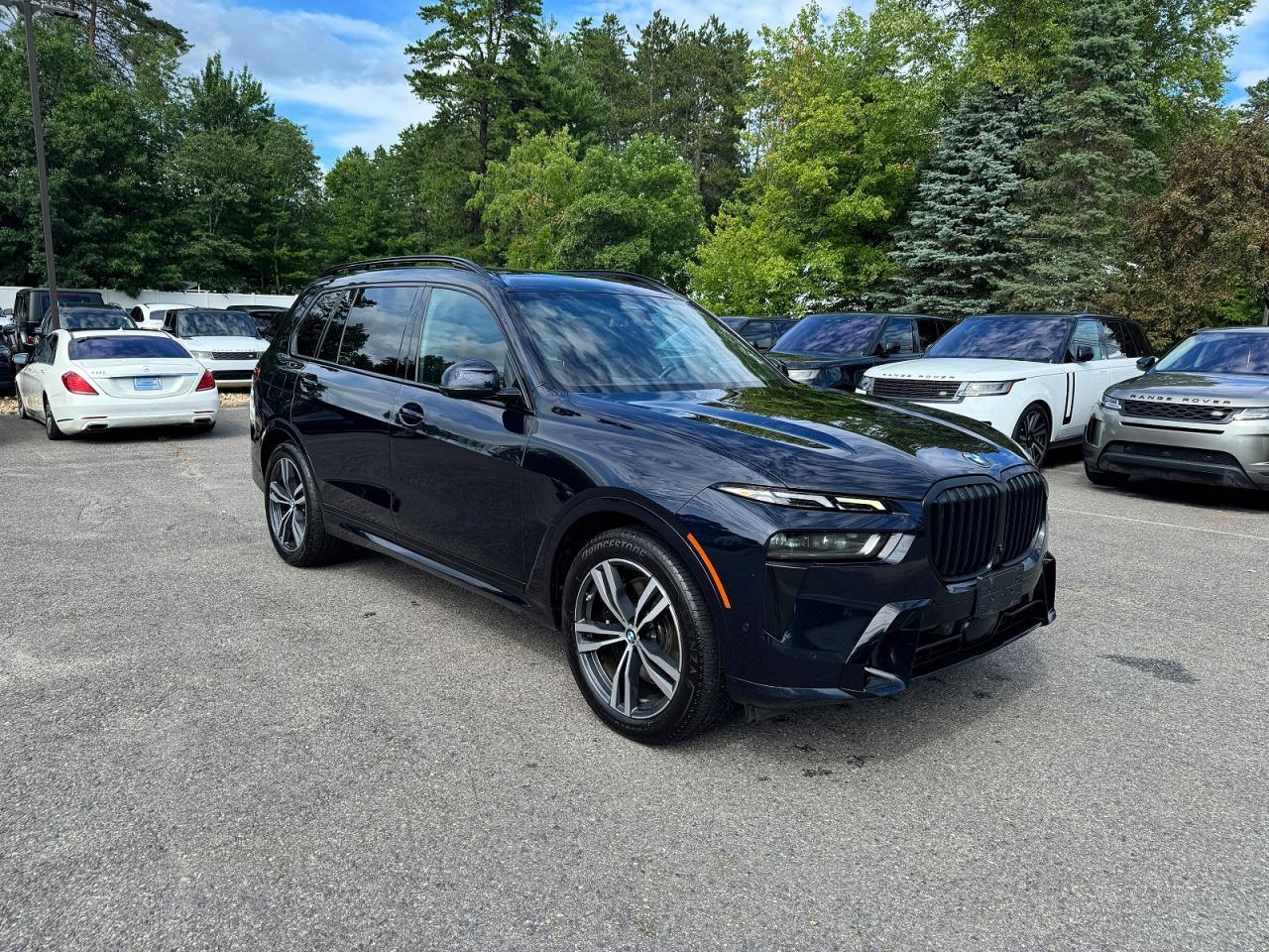 2024 BMW X7 xDrive40I - zdjęcie 2