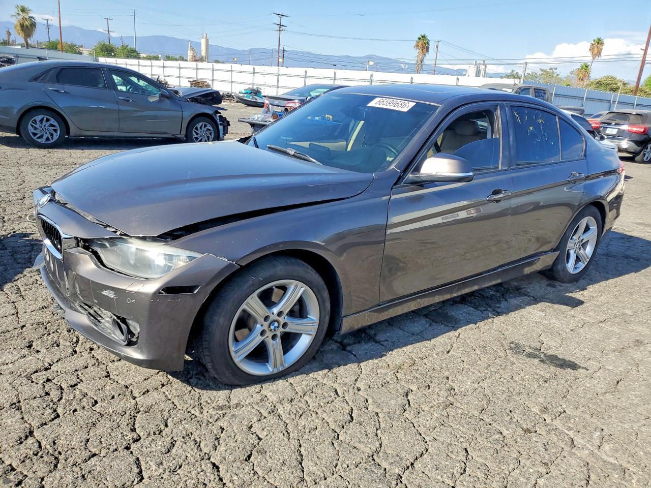 2013 BMW 328 I - zdjęcie główne