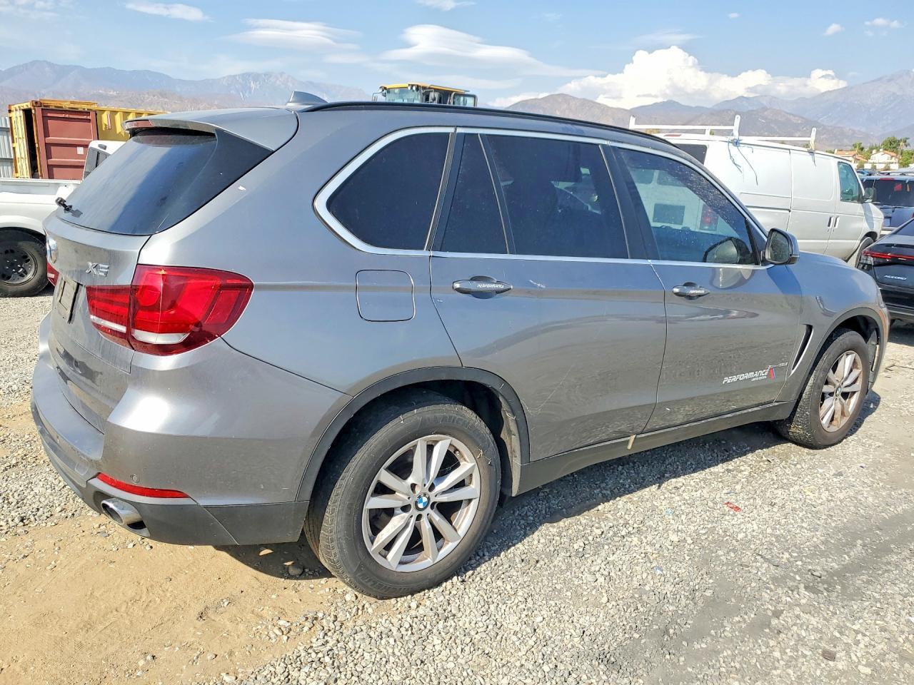 2014 BMW X5 Sdrive35I - zdjęcie 3