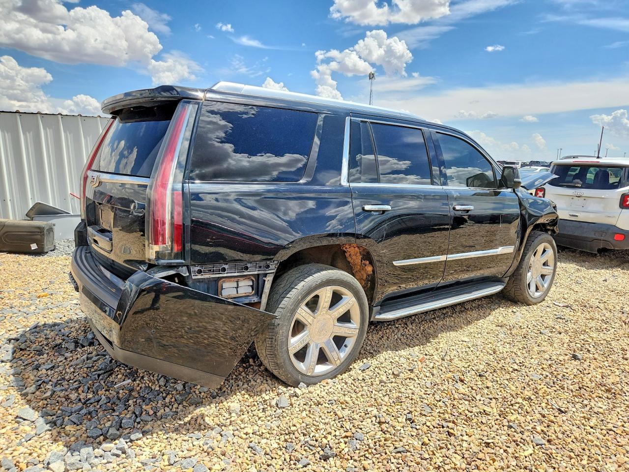 2018 Cadillac Escalade Luxury - zdjęcie 3