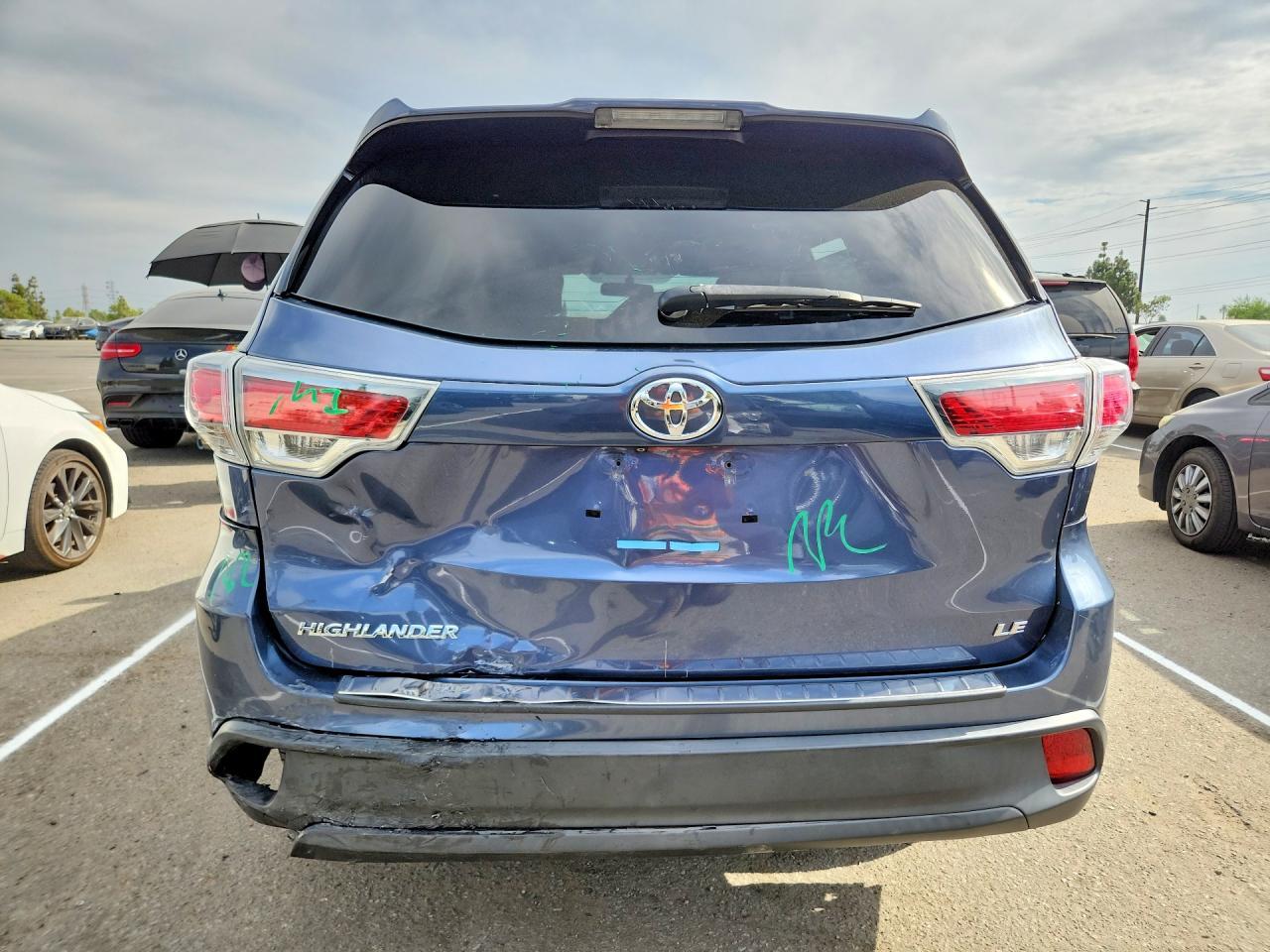 2015 Toyota Highlander Le - zdjęcie 6