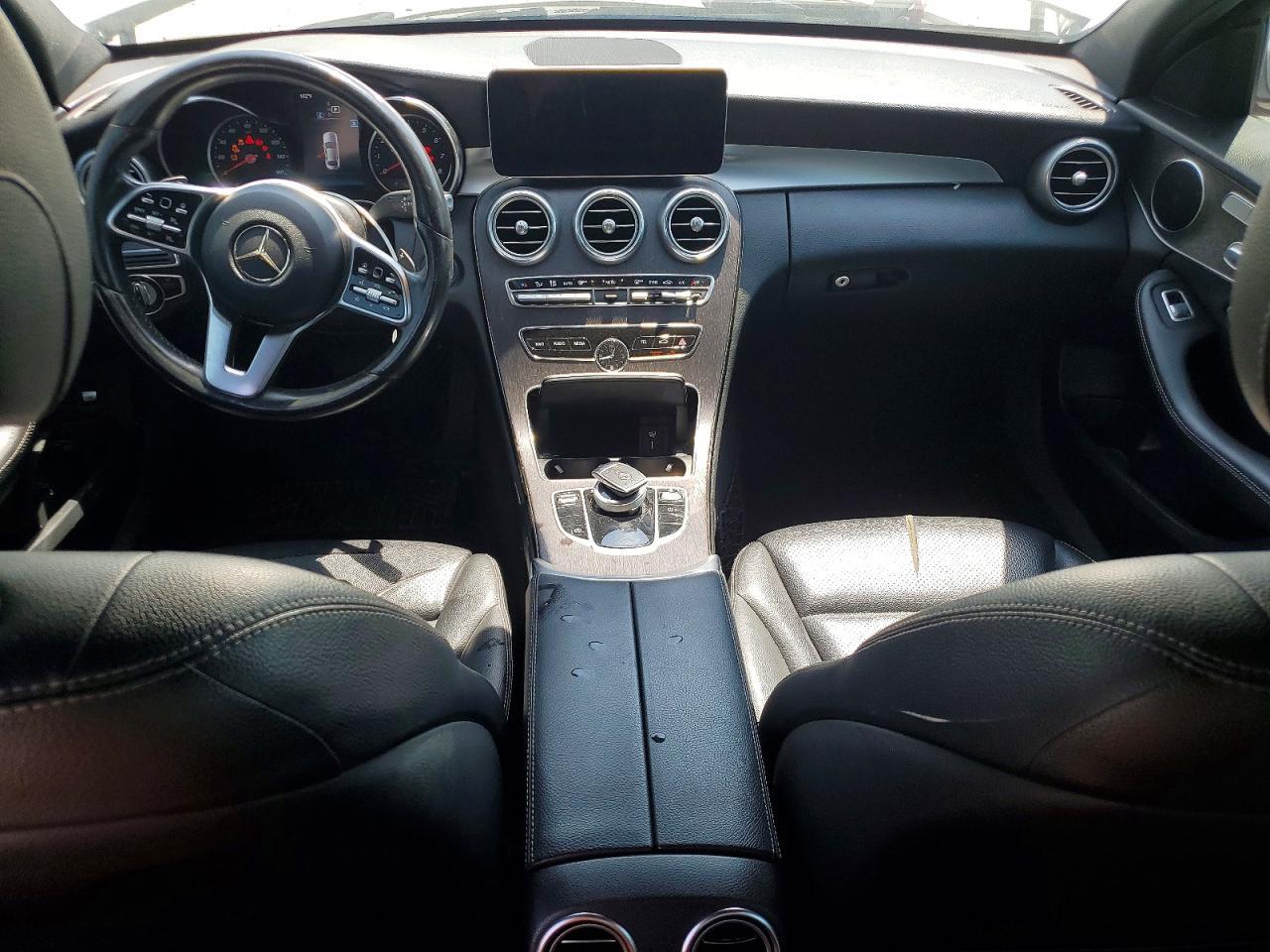 2020 Mercedes-Benz C 300 4Matic - zdjęcie 8