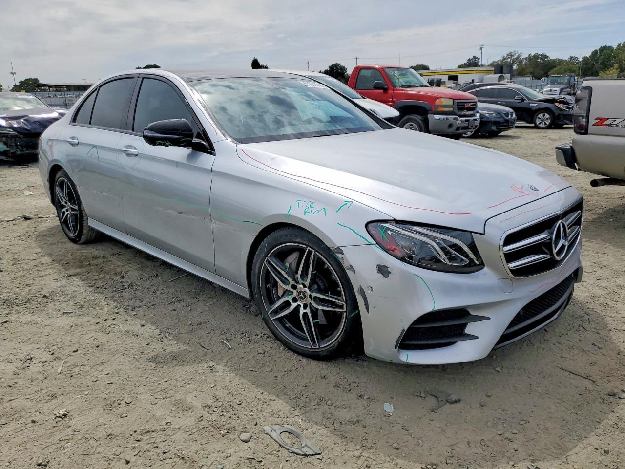 2020 Mercedes-Benz E 350 - zdjęcie 4