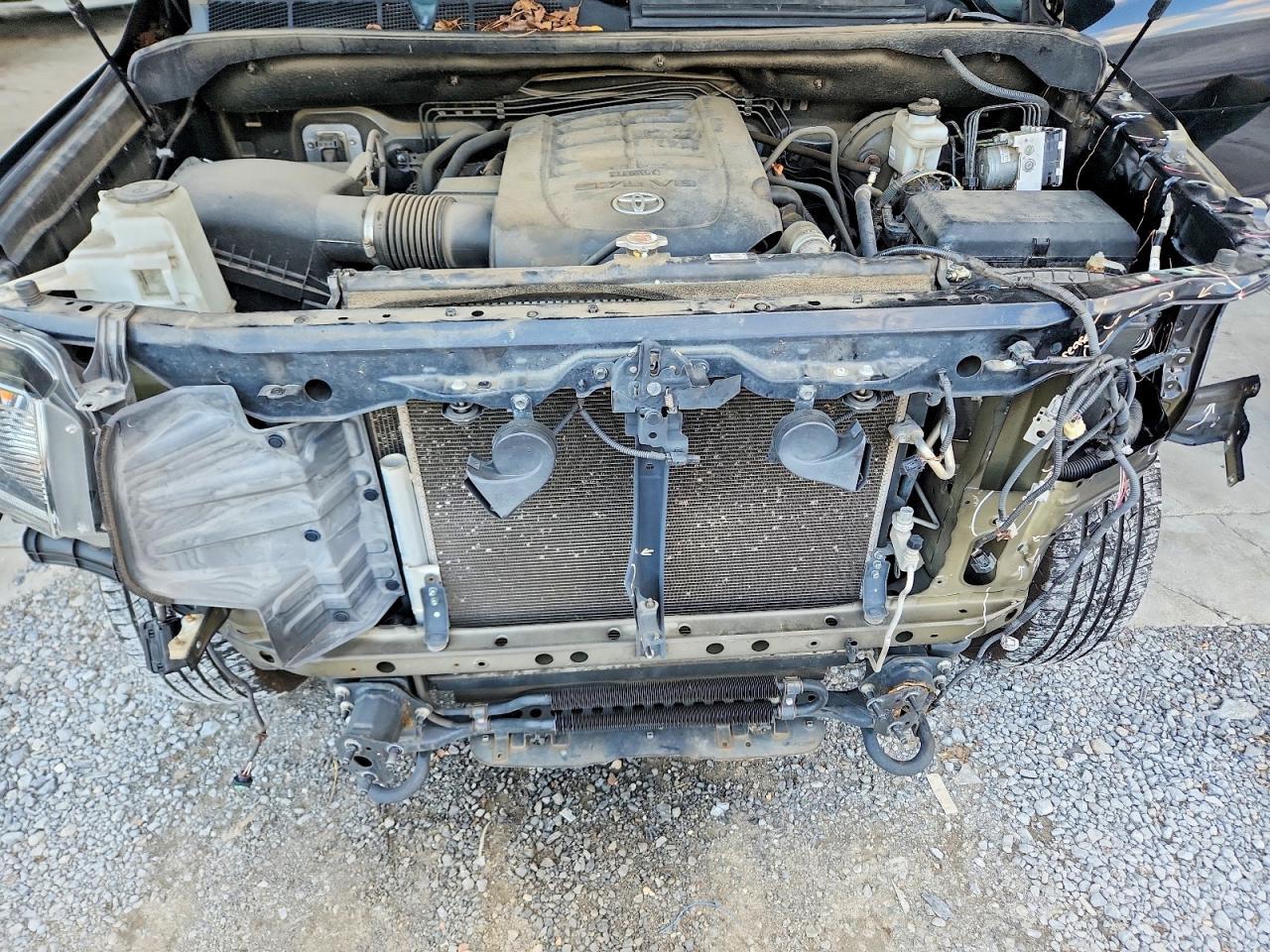 2021 Toyota Tundra Sr5 - zdjęcie 11