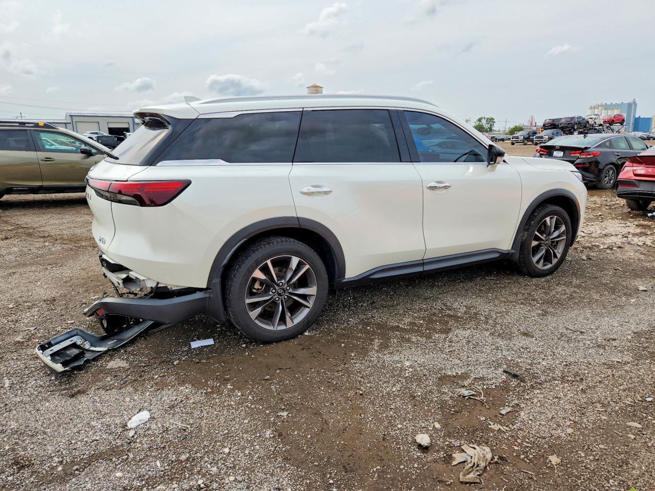 2022 Infiniti Qx60 Luxe - zdjęcie 3
