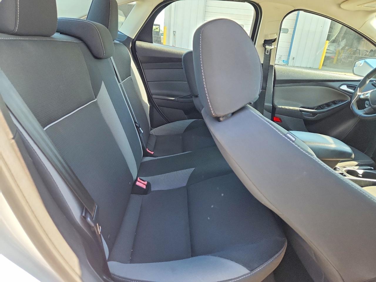 2014 Ford Focus Se - zdjęcie 10