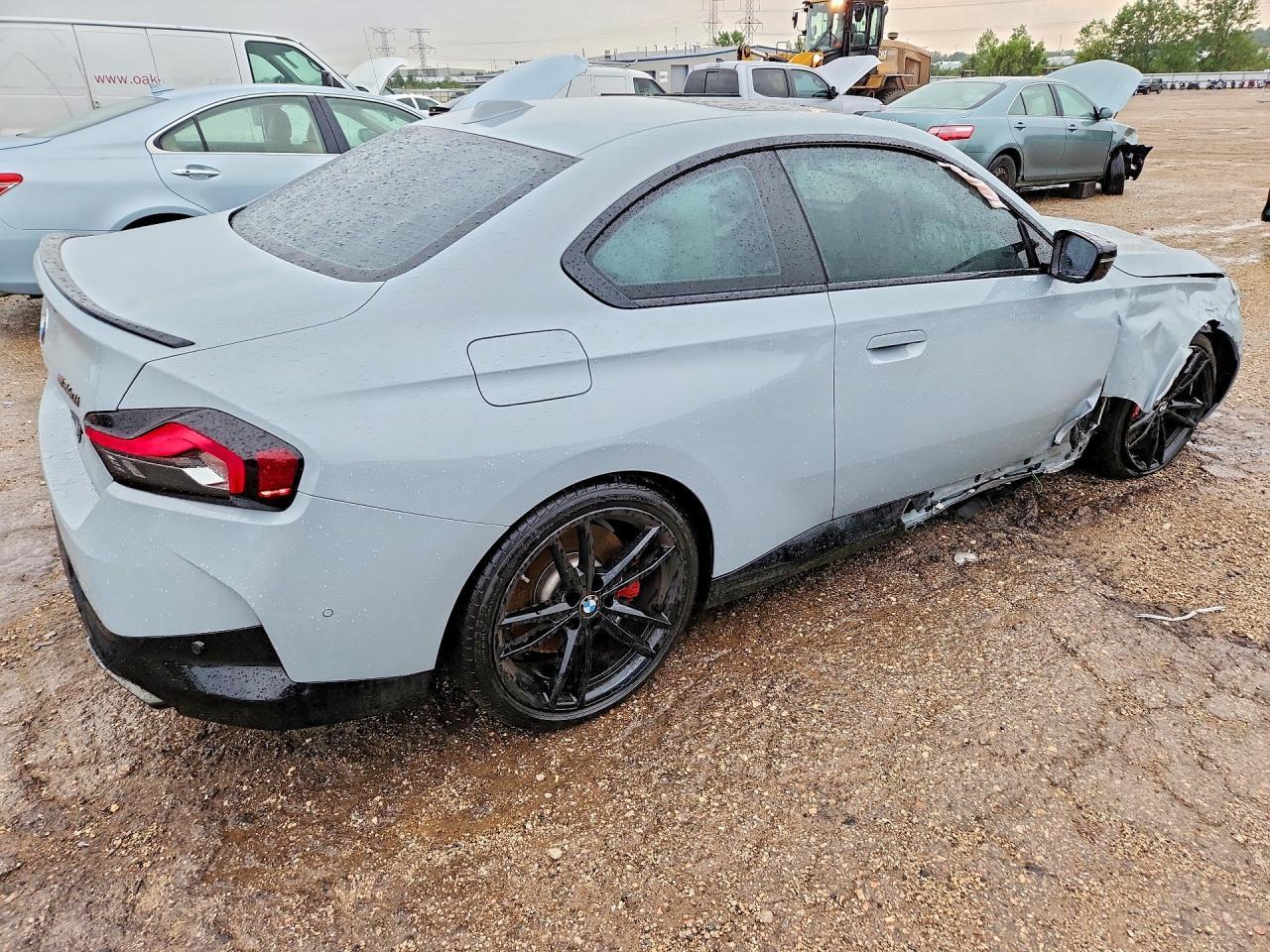 2024 BMW M240Xi - zdjęcie 3