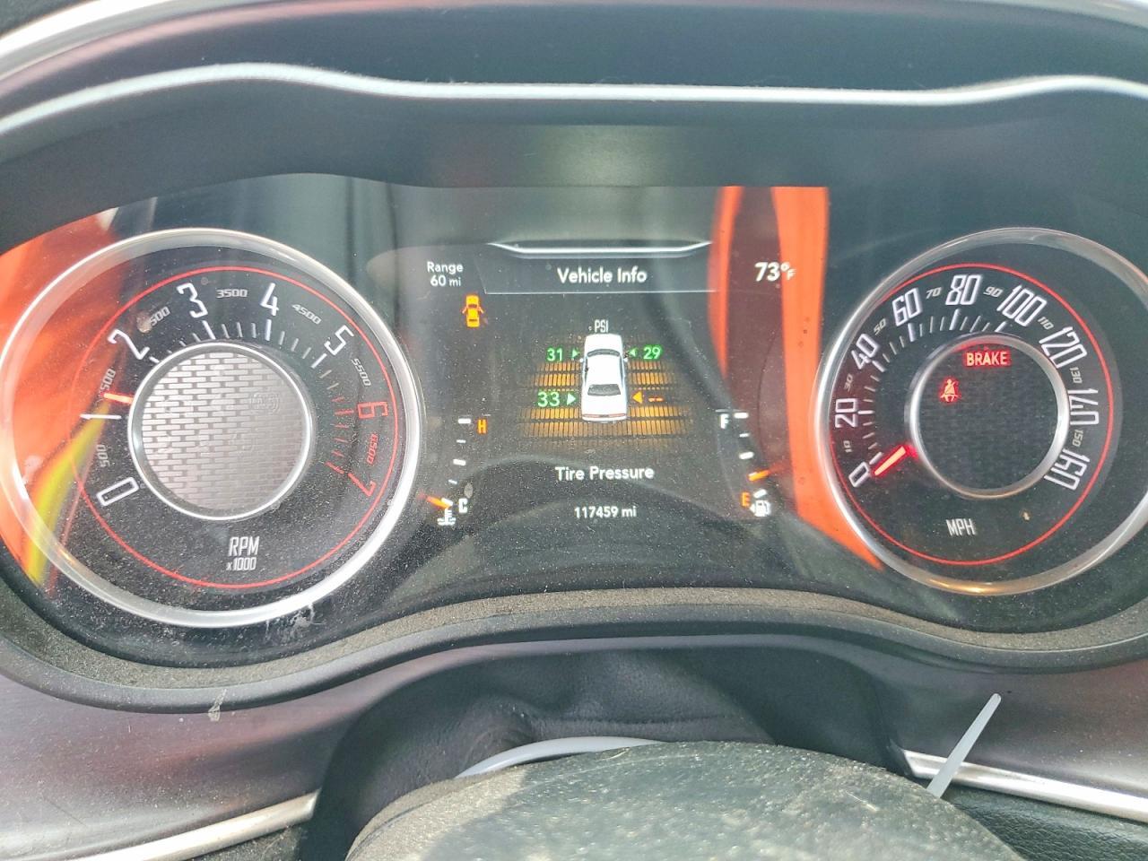 2016 Dodge Challenger R/T - zdjęcie 9