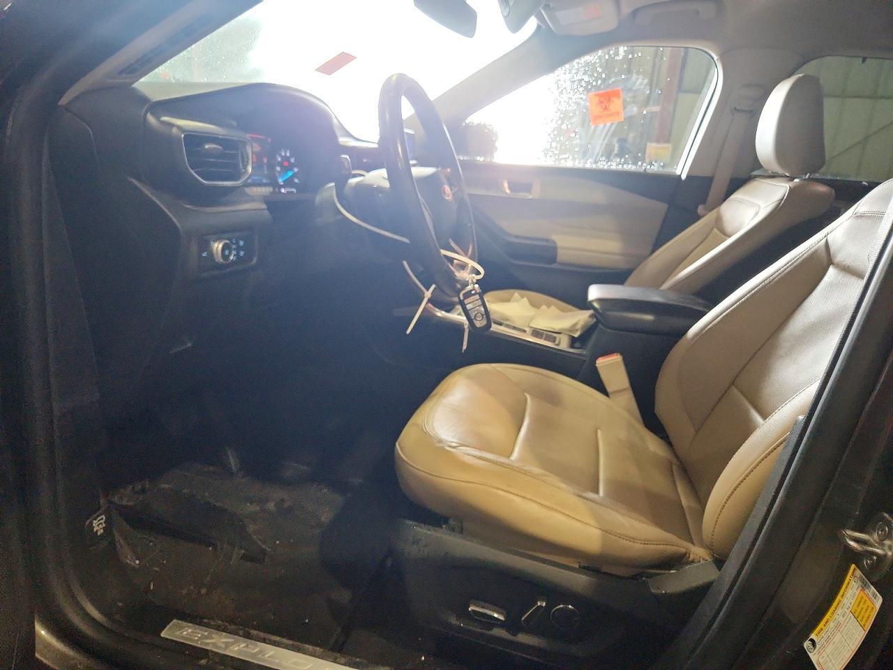 2020 Ford Explorer Limited - zdjęcie 7