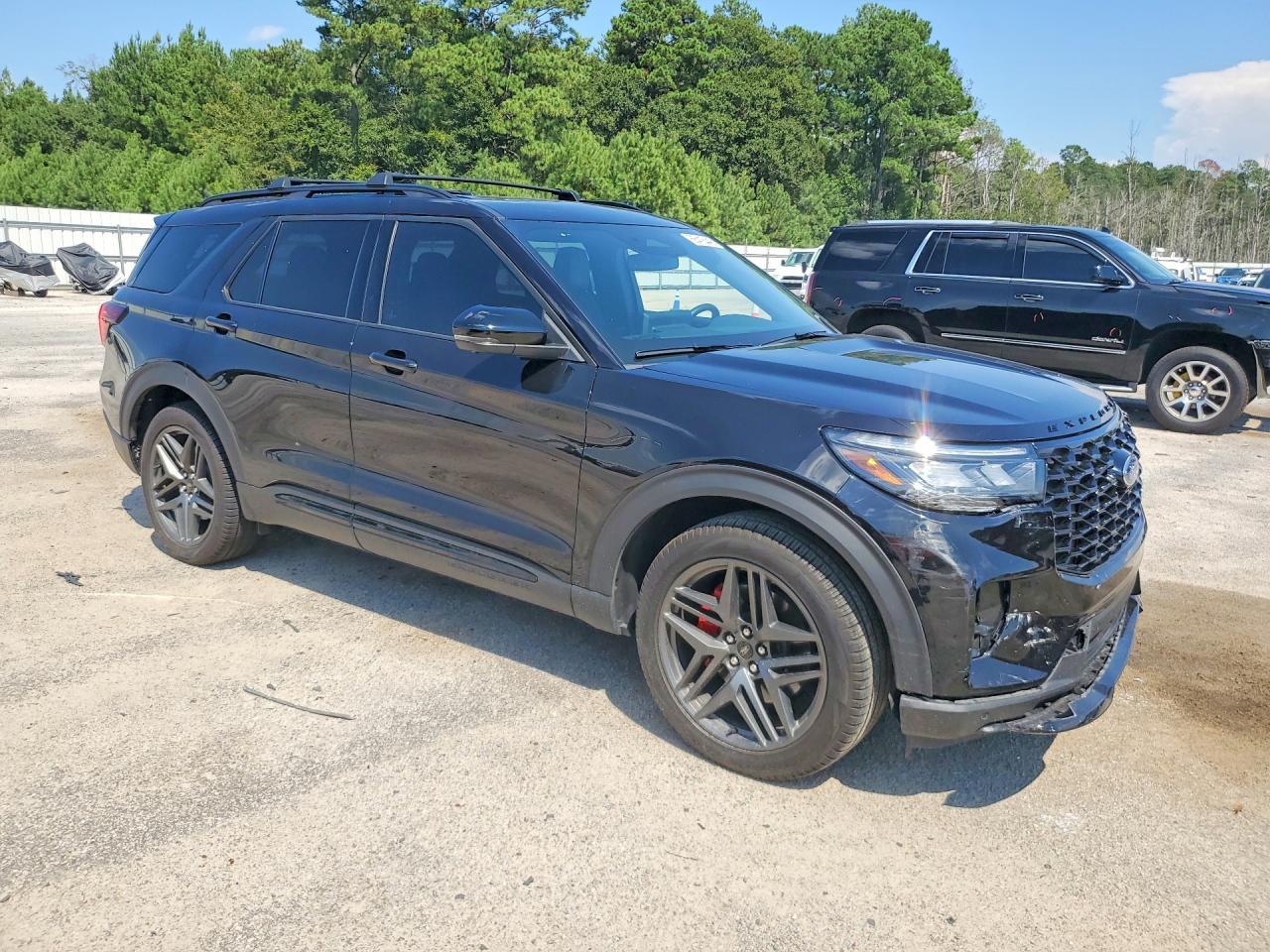 2025 Ford Explorer St - zdjęcie 4