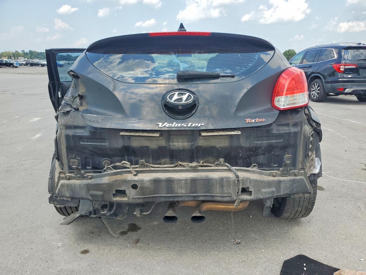 2015 Hyundai Veloster Turbo - zdjęcie 6