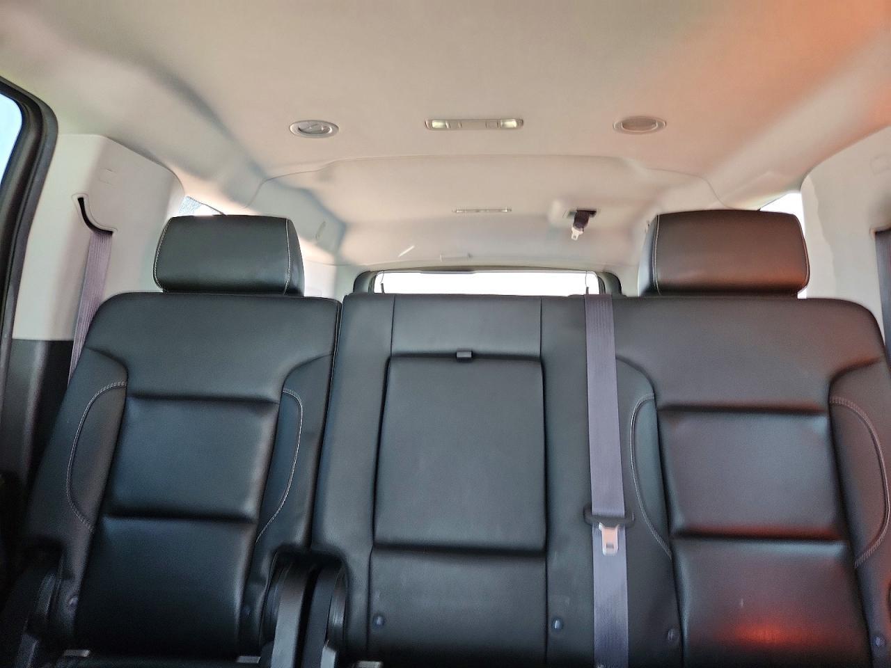 2015 Chevrolet Suburban K1500 Lt - zdjęcie 10