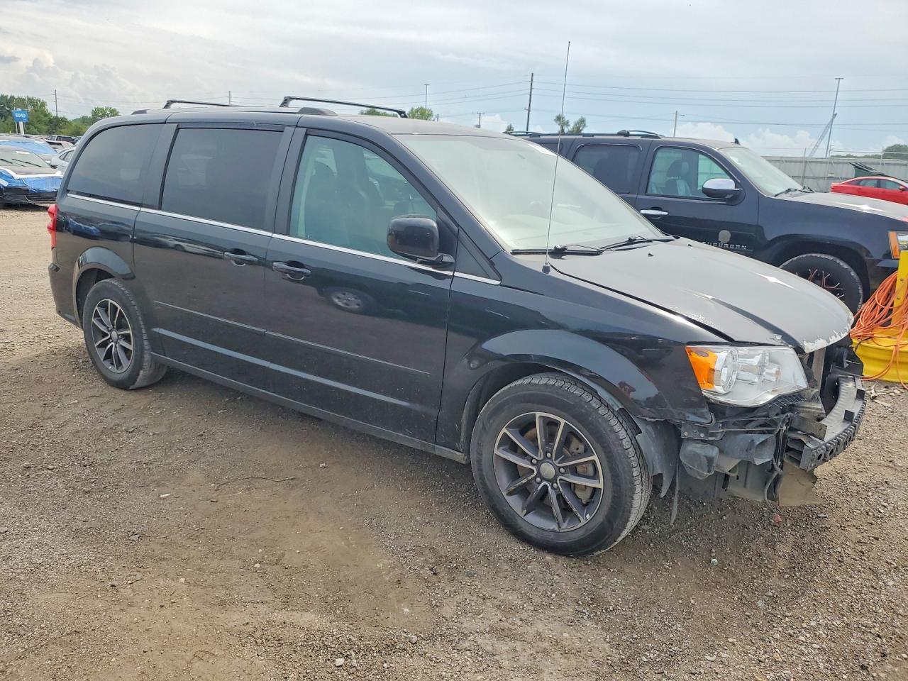 2017 Dodge Grand Caravan Sxt - zdjęcie 4