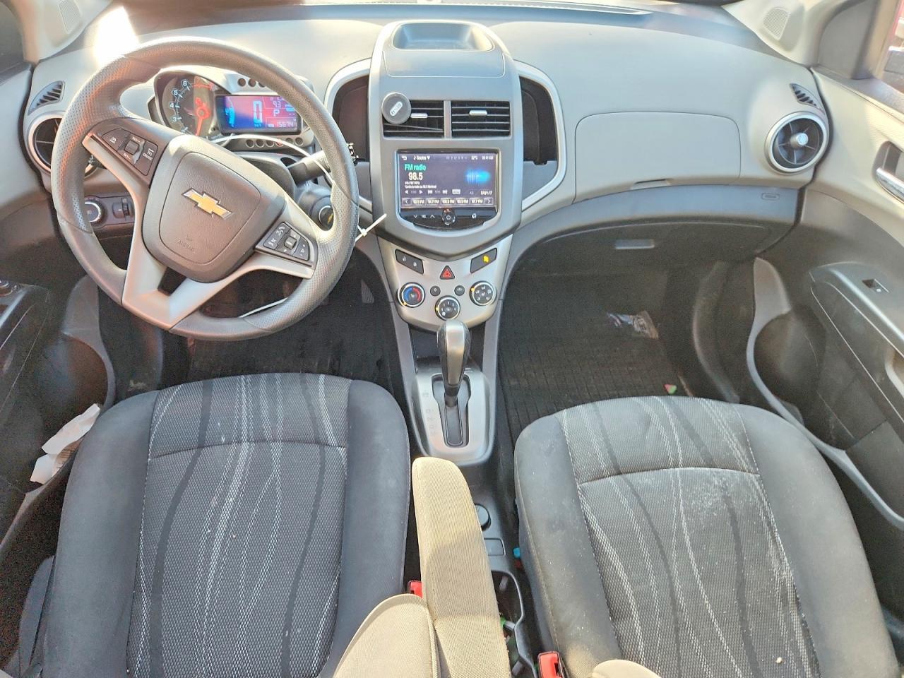 2016 Chevrolet Sonic Lt - zdjęcie 8