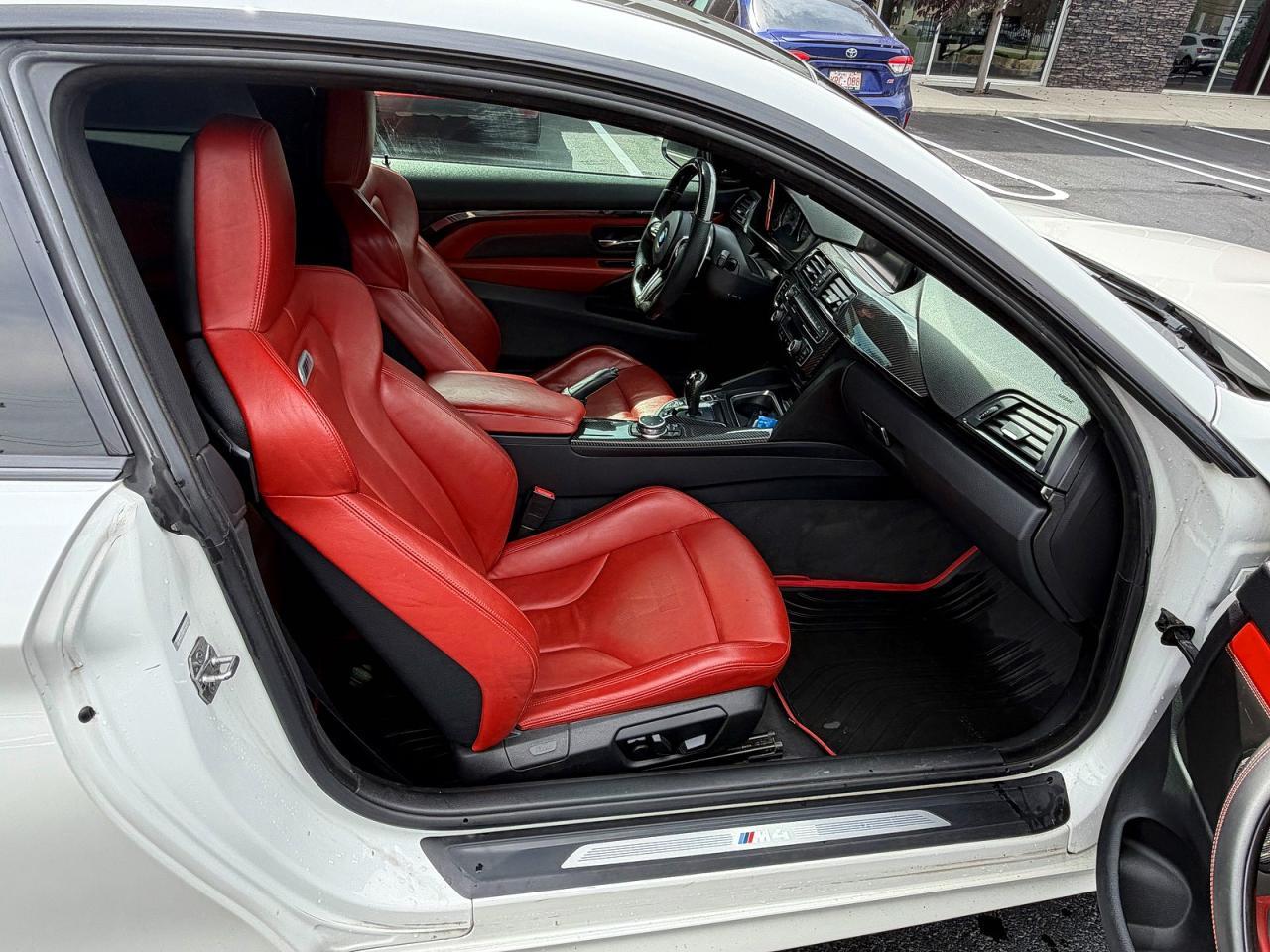 2015 BMW M4 - zdjęcie 5