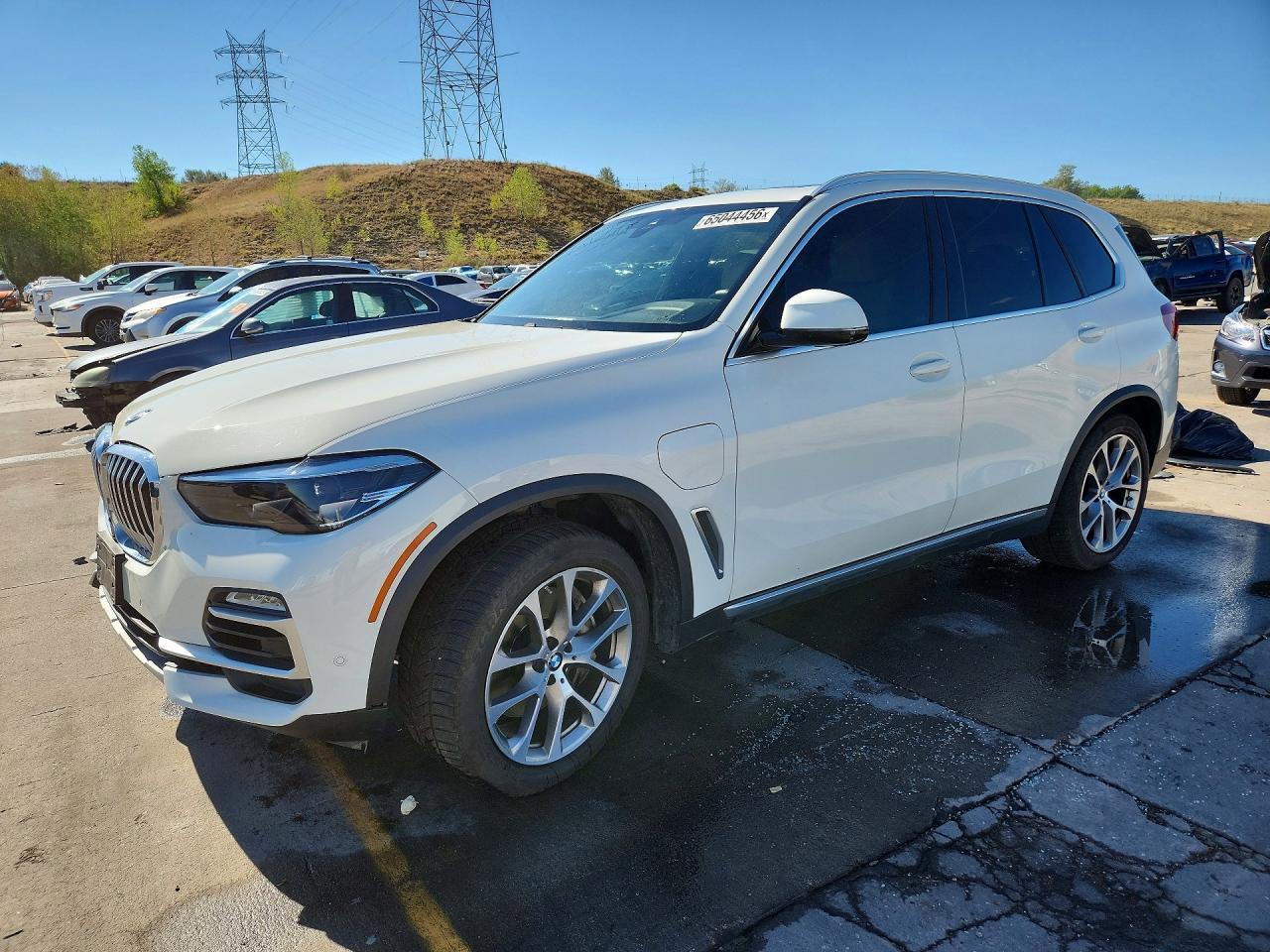 2021 BMW X5 xDrive45E - zdjęcie główne