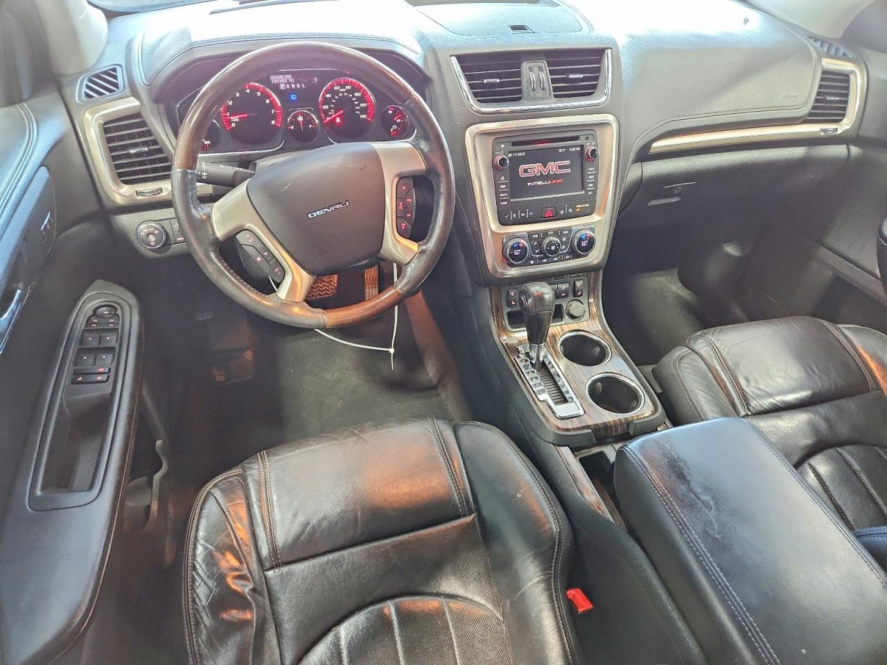 2014 GMC Acadia Denali - zdjęcie 8