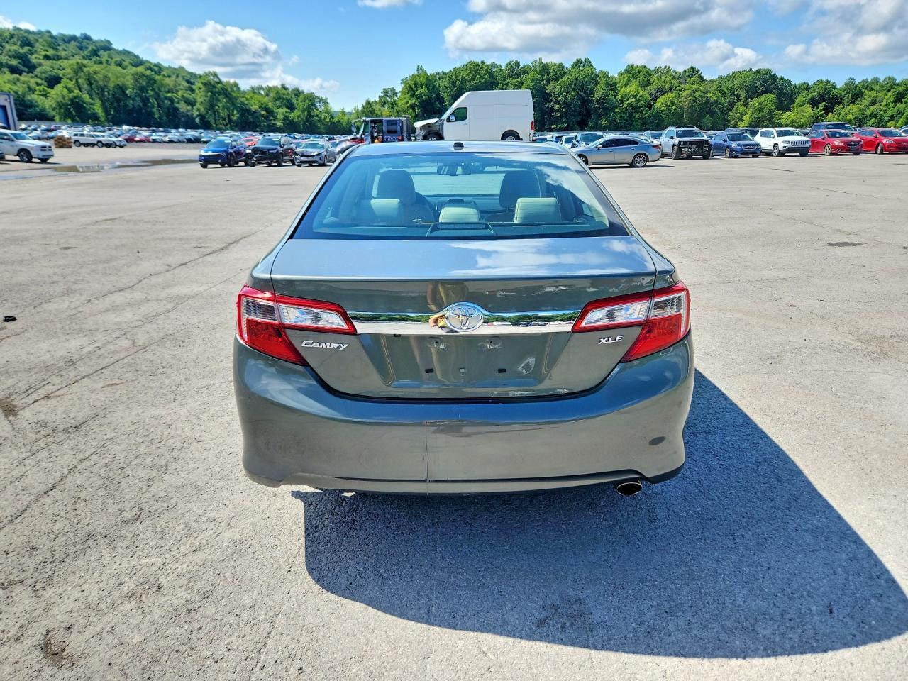 2014 Toyota Camry Xle - zdjęcie 6