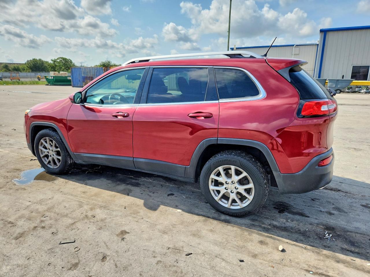 2015 Jeep Cherokee Latitude - zdjęcie 2