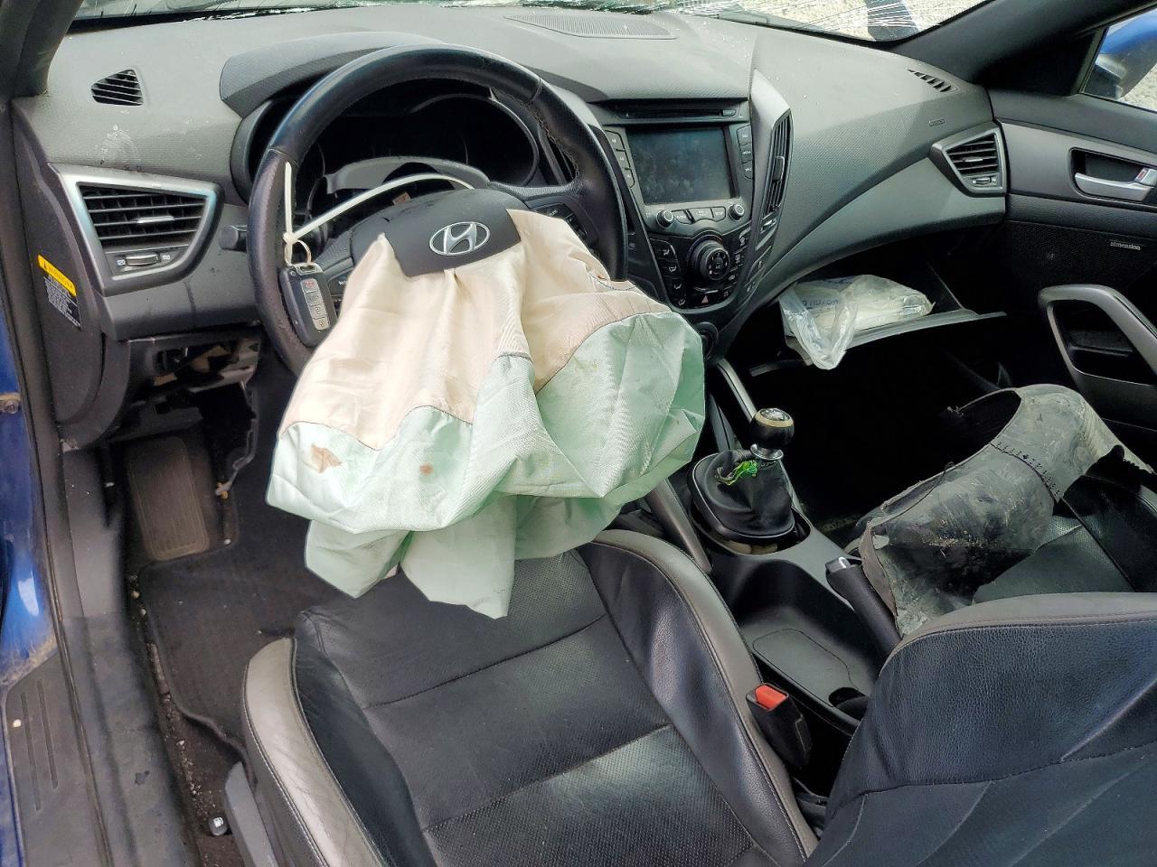 2016 Hyundai Veloster - zdjęcie 8