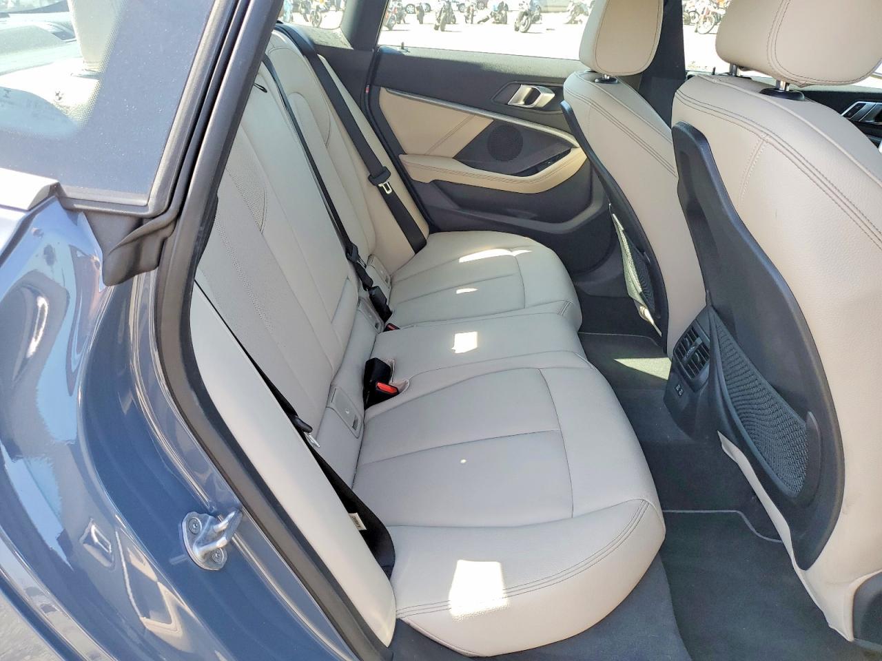 2021 BMW 228I - zdjęcie 10