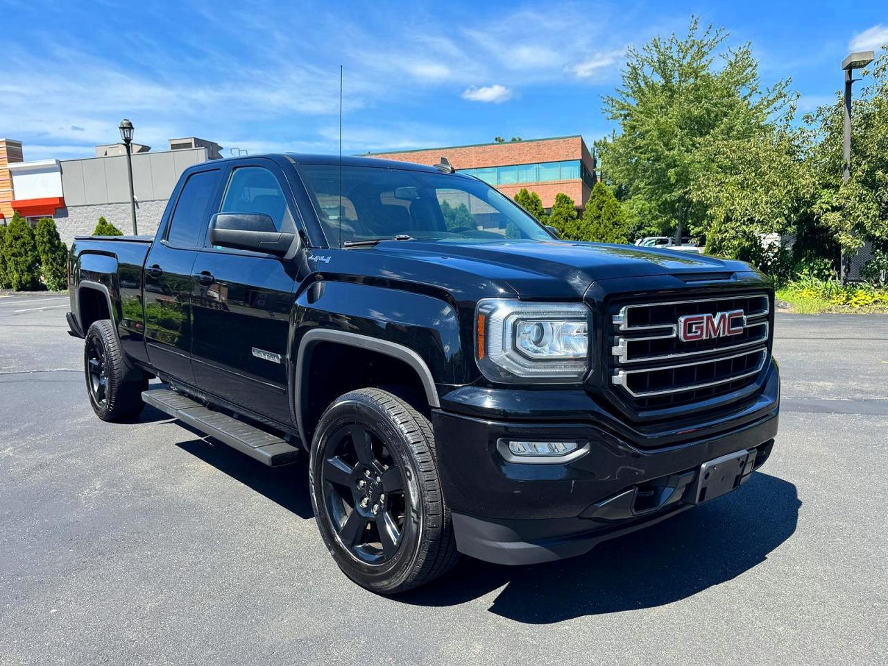2017 GMC Sierra K1500 - zdjęcie 4
