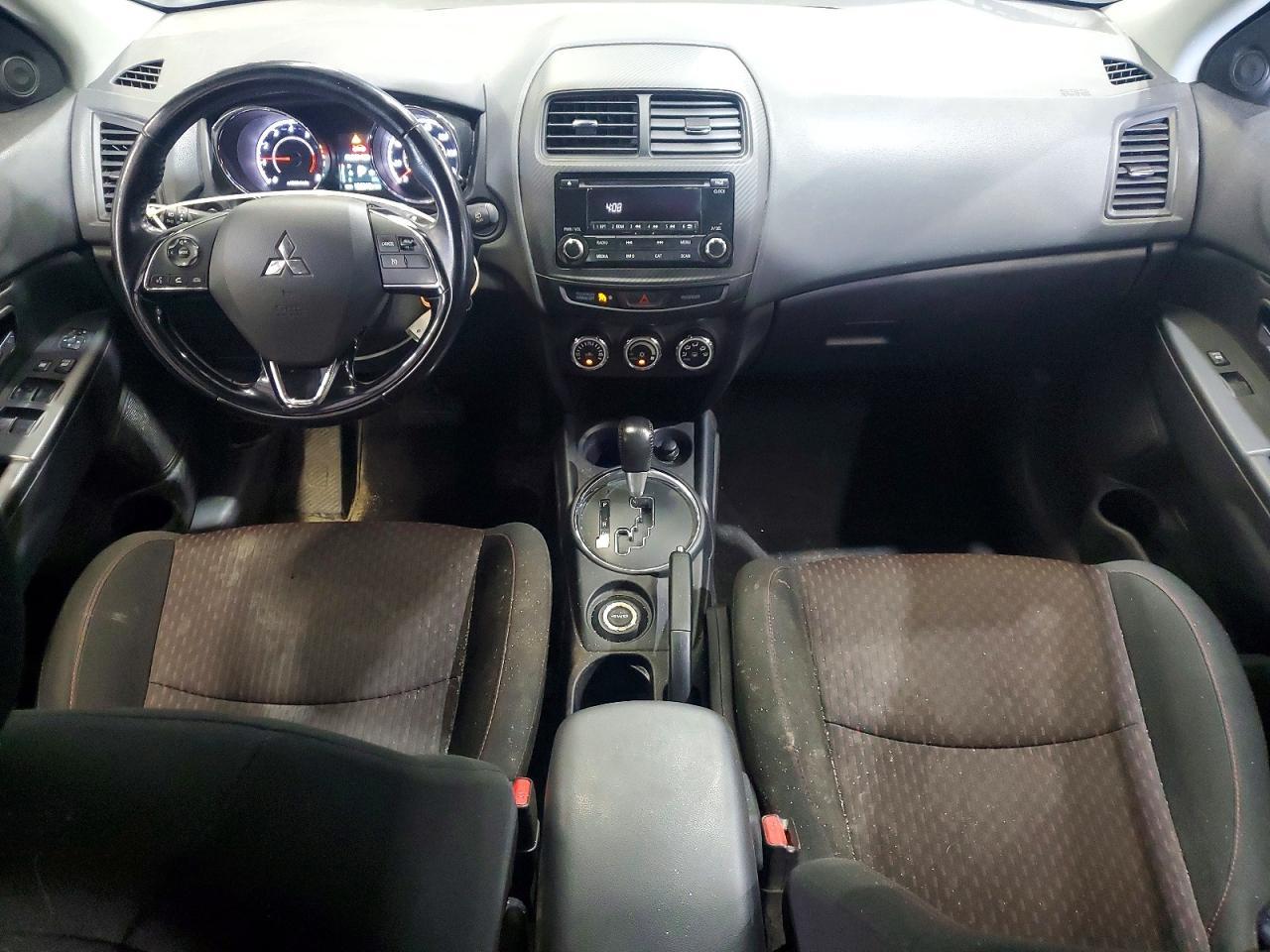 2017 Mitsubishi Outlander Sport Es - zdjęcie 8