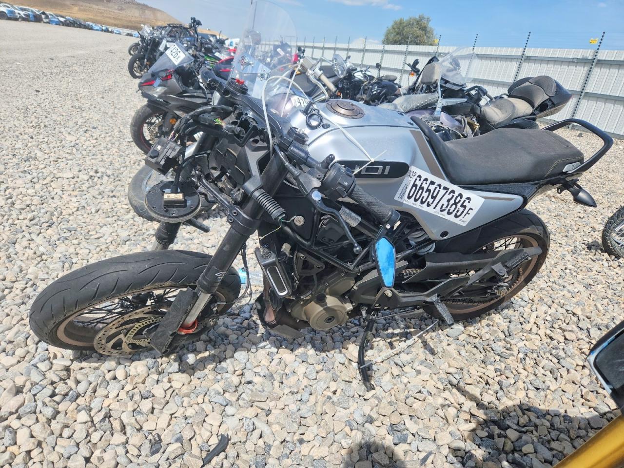 2020 Husqvarna Vitpilen 401/Svartpilen 401 - zdjęcie 3