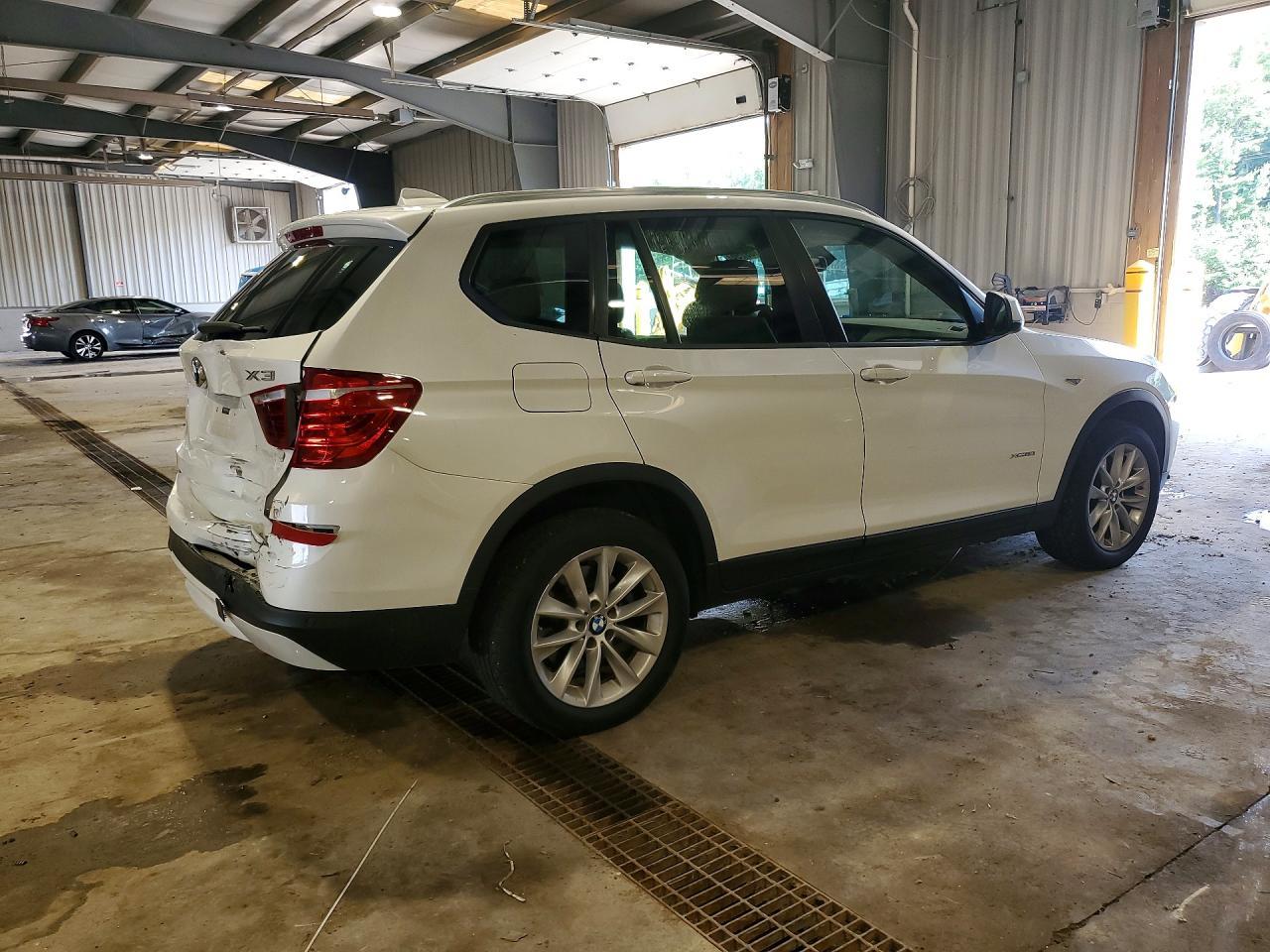 2016 BMW X3 xDrive28I - zdjęcie 3