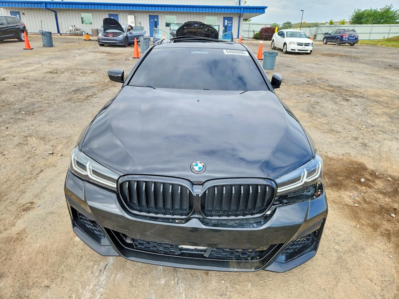 2022 BMW Seria 5 540i - zdjęcie 5