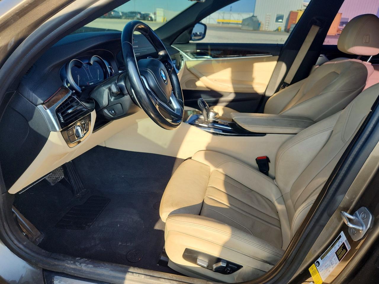 2017 BMW 530 I - zdjęcie 7