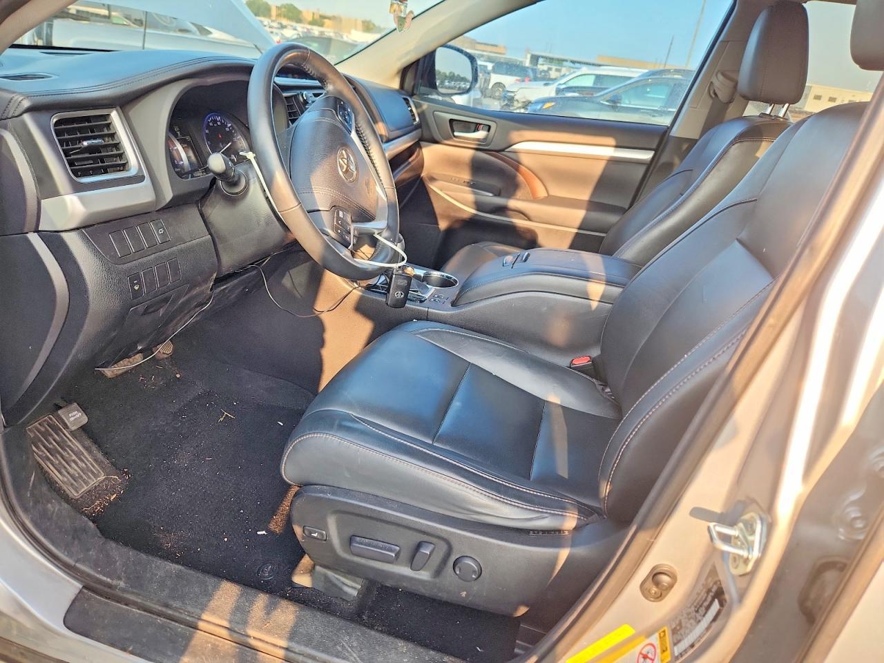 2015 Toyota Highlander Xle - zdjęcie 7