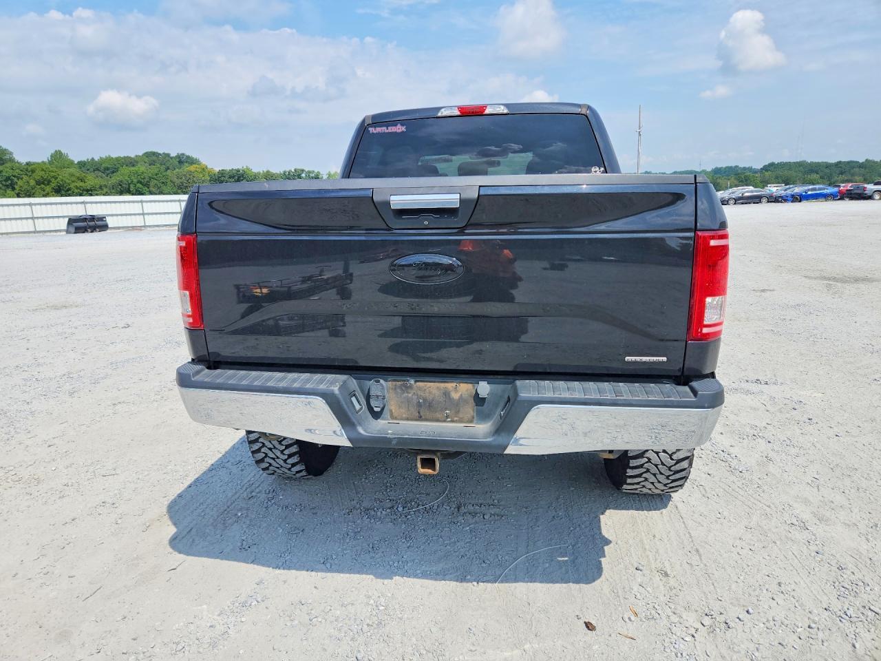 2015 Ford F150 Supercrew - zdjęcie 6