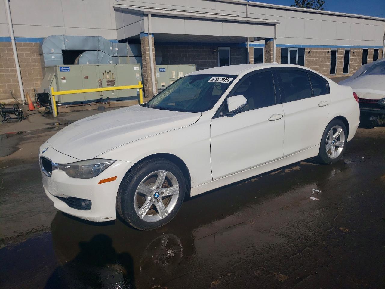 2013 BMW 328 I - zdjęcie główne