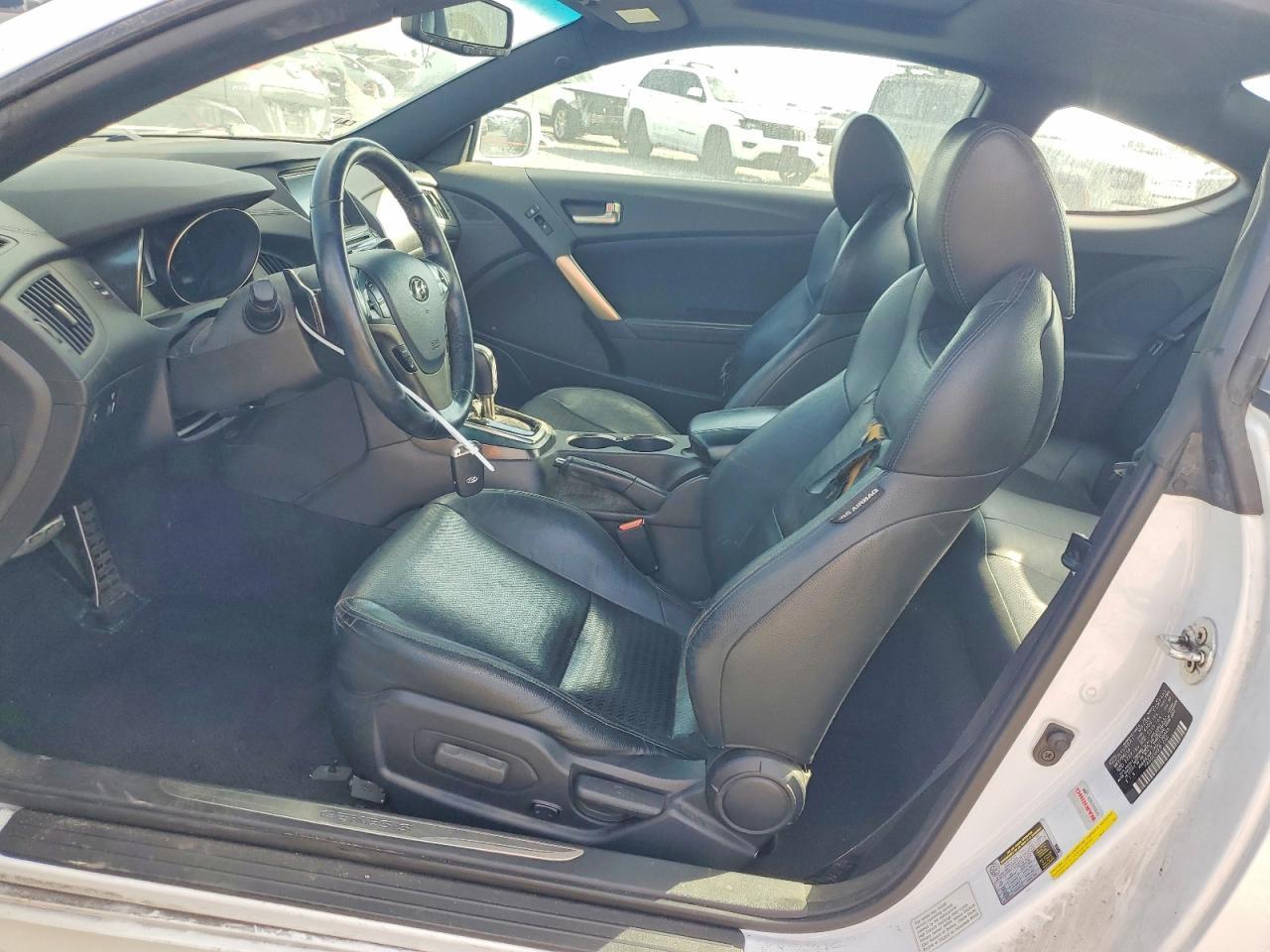2016 Hyundai Genesis Coupe 3.8 Ultimate - zdjęcie 7