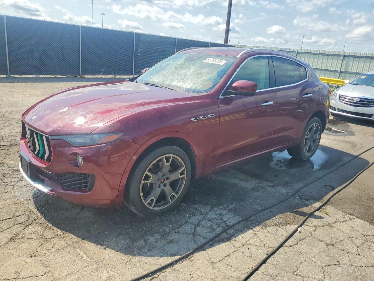 2017 Maserati Levante Luxury - zdjęcie główne