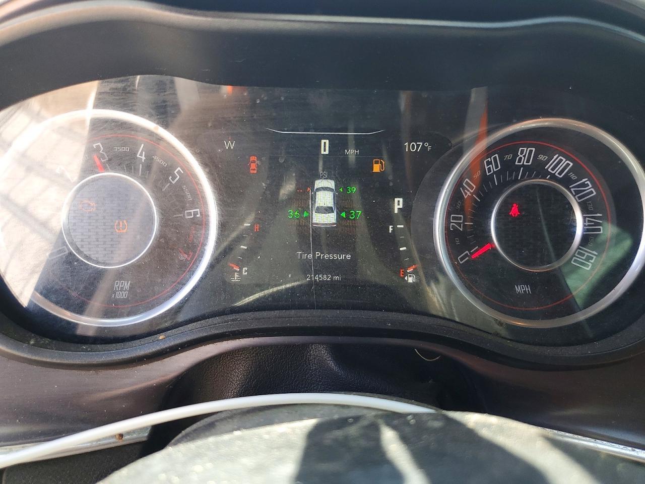 2016 Dodge Challenger Sxt - zdjęcie 9