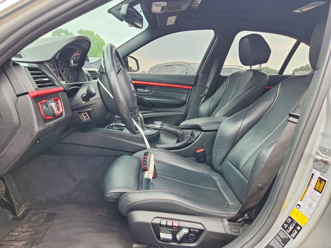 2018 BMW Seria 3 330i - zdjęcie 7