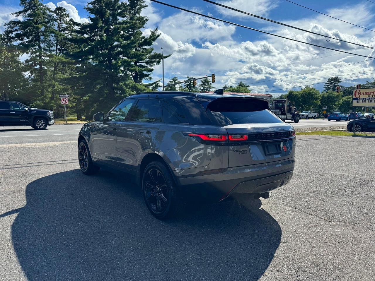 2018 Land Rover Range Rover Velar S - zdjęcie 4