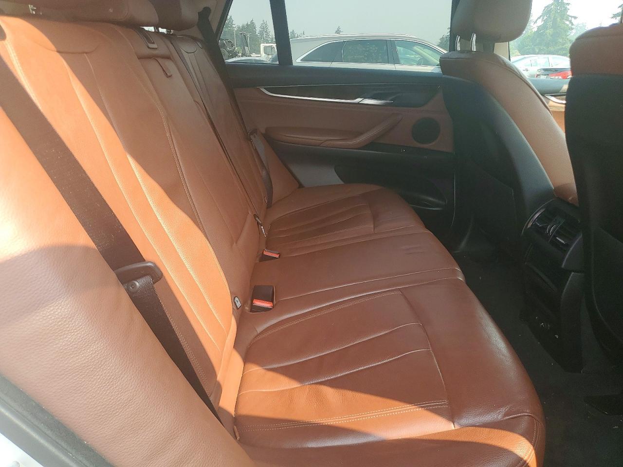 2015 BMW X5 xDrive35I - zdjęcie 11