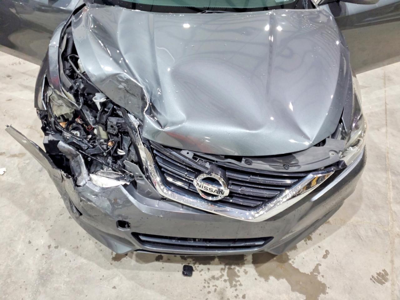 2018 Nissan Altima 2.5 Sr - zdjęcie 11