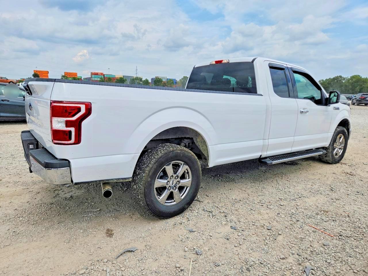 2020 Ford F150 Super Cab - zdjęcie 3