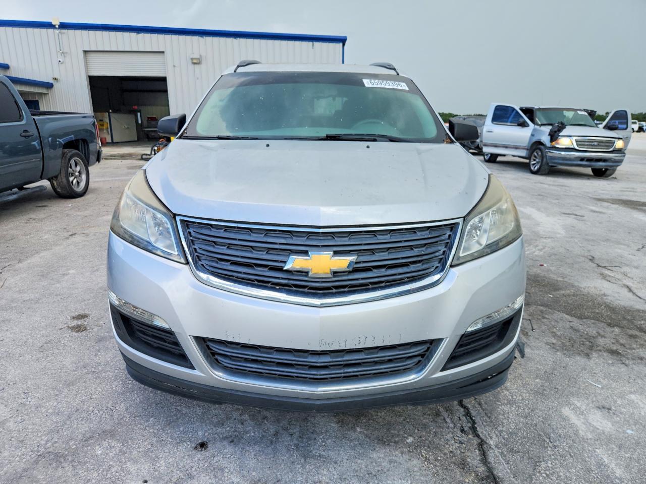 2017 Chevrolet Traverse Ls - zdjęcie 5