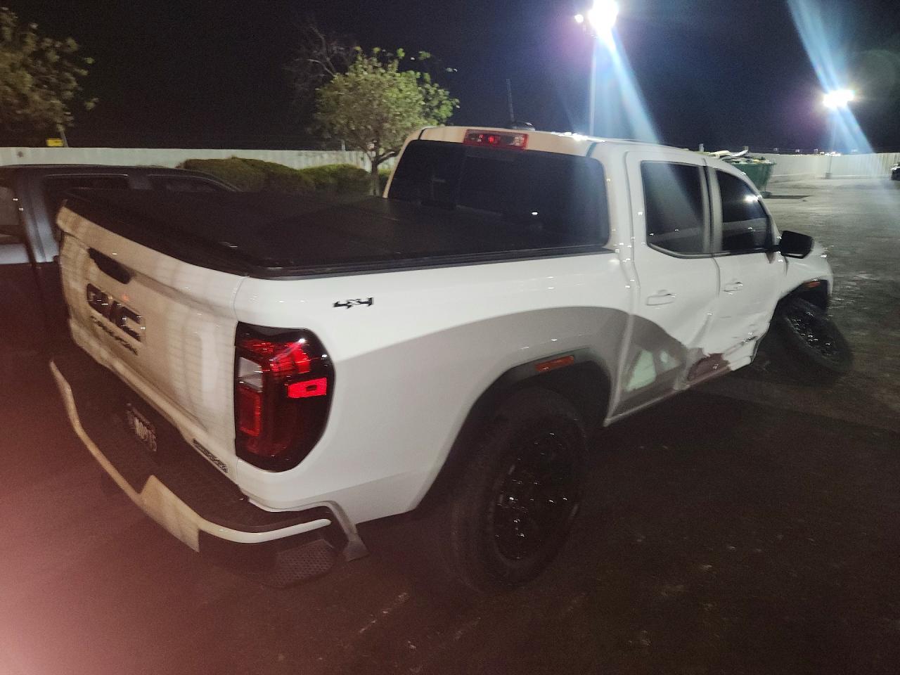 2026 GMC Canyon Elevation - zdjęcie 3